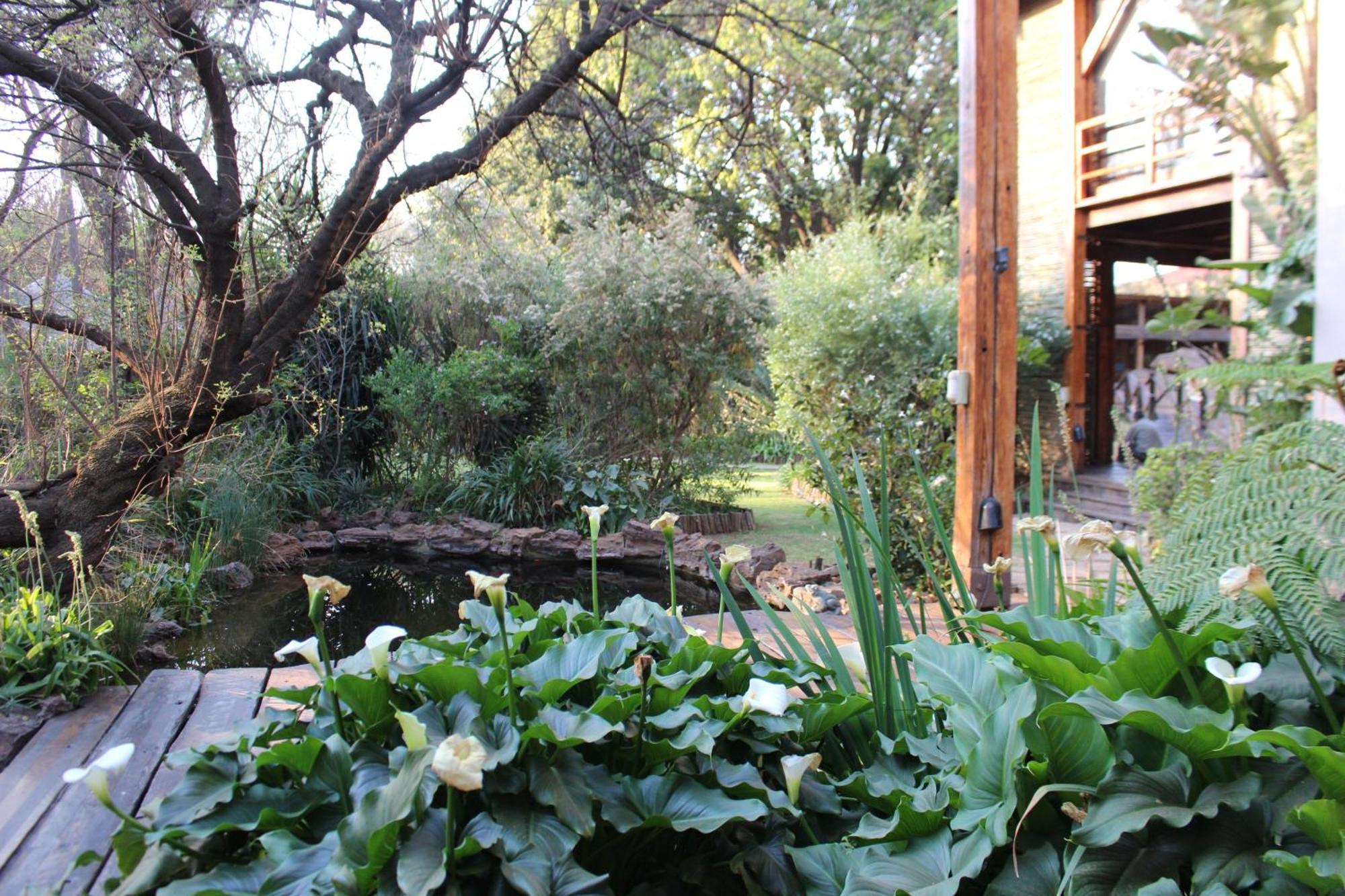 Ikamu'S Lodge Germiston Exterior photo